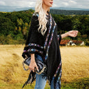 Poncho Indiano com Franjas – Malha Irregular e Decote V