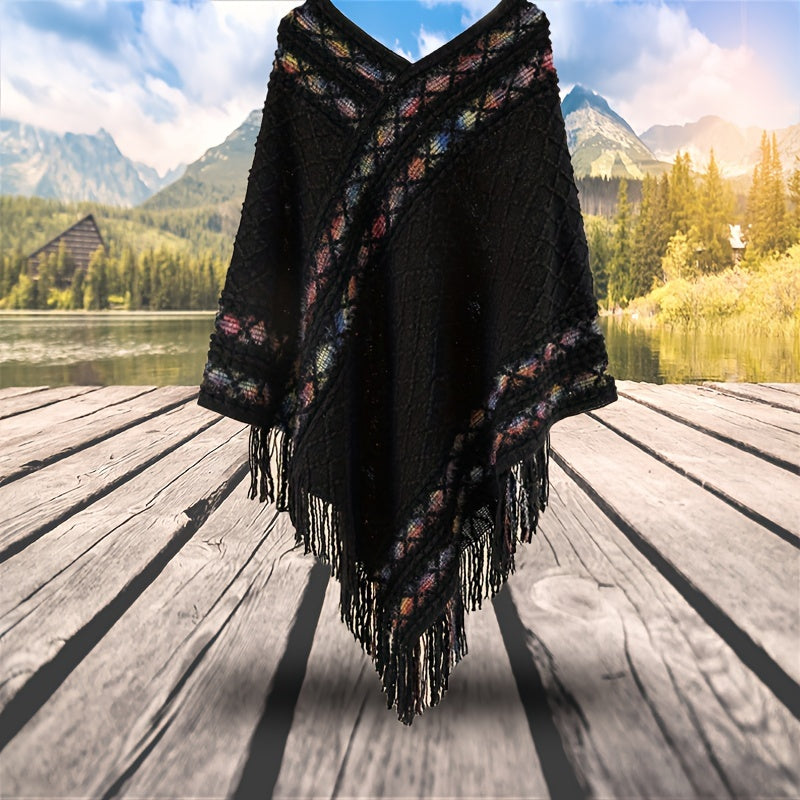 Poncho Indiano com Franjas – Malha Irregular e Decote V