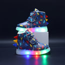 Tênis Infantil com Luz de LED e Estampa de Dinossauro – Colorido e Divertido