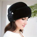 Gorro Feminino de Inverno com Pompom e Faixa Elástica, Quentinho