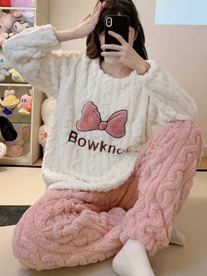 Pijama Feminino de Lã Jacquard com Estampa de Laços – Quentinho e Confortável