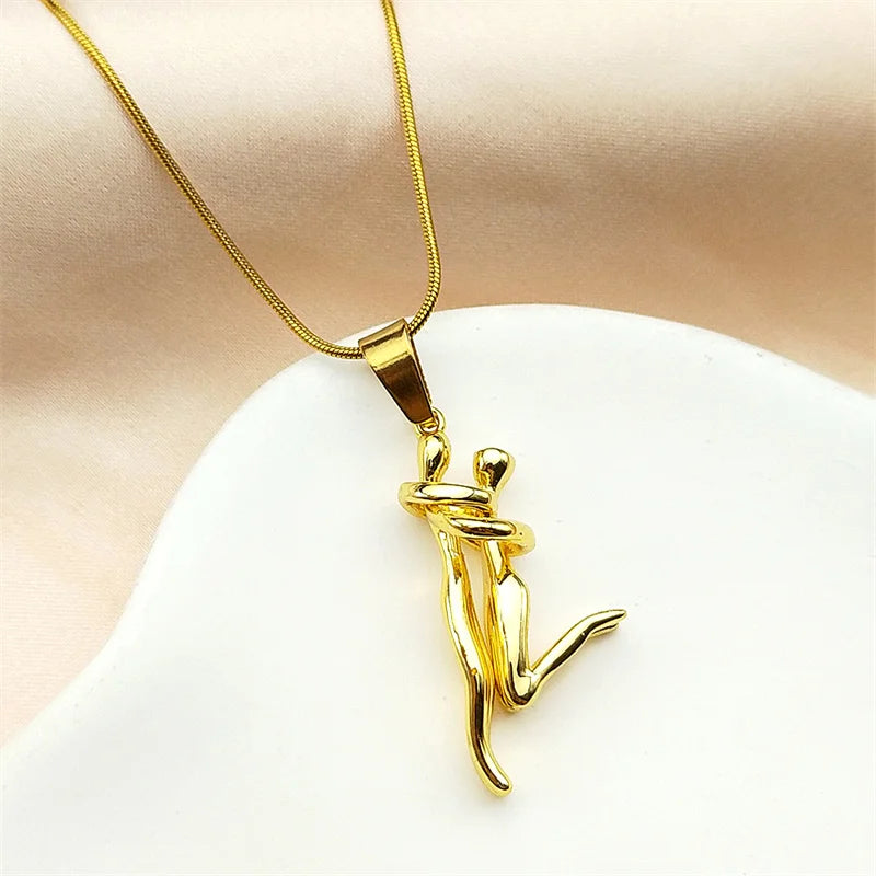 Couple Hugging Pendant Necklace For Women Men Stainless Steel Gold Color Hiphop Sports Love Chain Jewelry Valentine's Day Gift