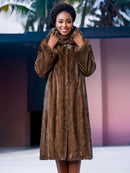 Casaco Feminino Longo com Capuz, Degradê . – Inverno